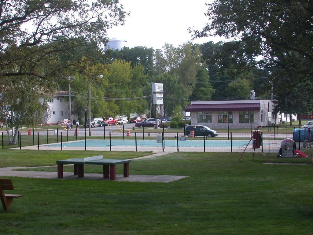 Indian Trail Motel Wisconsin Dells Exterior foto