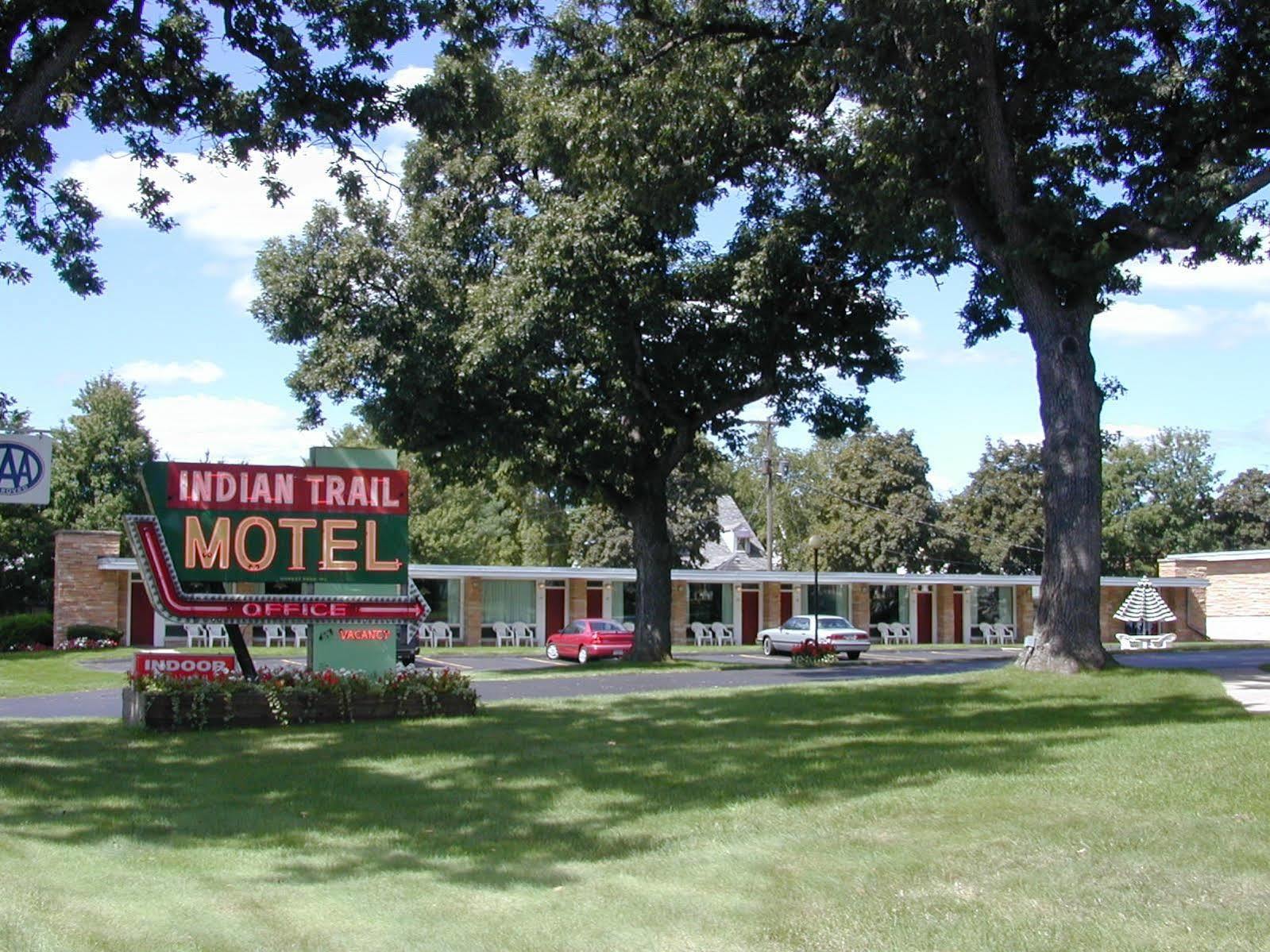 Indian Trail Motel Wisconsin Dells Exterior foto